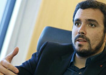 Alberto Garzón cree que el PSOE tiene «una patata caliente encima de su mesa» con el ‘caso Corinna’