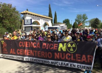 IU lleva al Congreso una iniciativa para que el Gobierno “paralice definitivamente” y no sólo de forma temporal el almacén de basura radiactiva en Villar de Cañas
