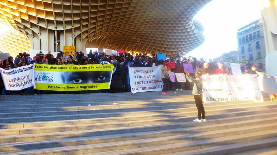 Sevilla se declara “Ciudad libre de CIEs”