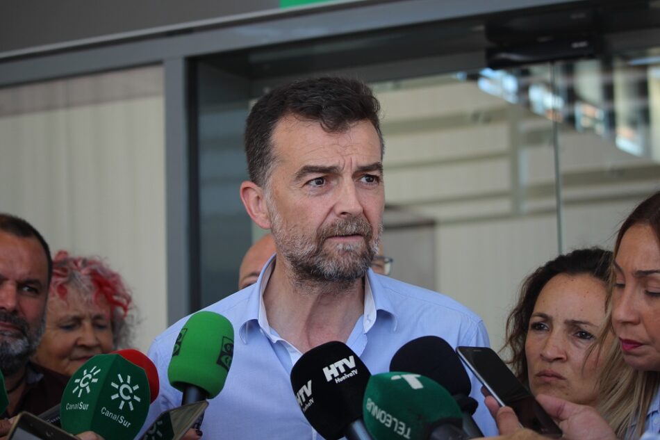 Maíllo critica la «desvergüenza» del PSOE por «sacarse la chistera» un impuesto para las familias humildes de Andalucía