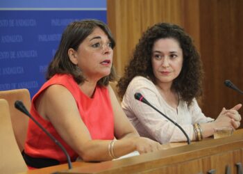 Elena Cortés señala que es «imprescindible» superar la brecha de género en las pensiones, que roza el 38% en Andalucía