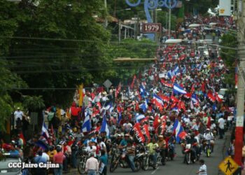 Nicaragua: Multitudinaria manifestación de apoyo al gobierno de Daniel Ortega