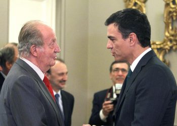 Alberto Garzón adelanta más iniciativas de IU para que el Gobierno explique en el Congreso varias claves sobre las graves acusaciones de presunta corrupción que afectan a Juan Carlos de Borbón