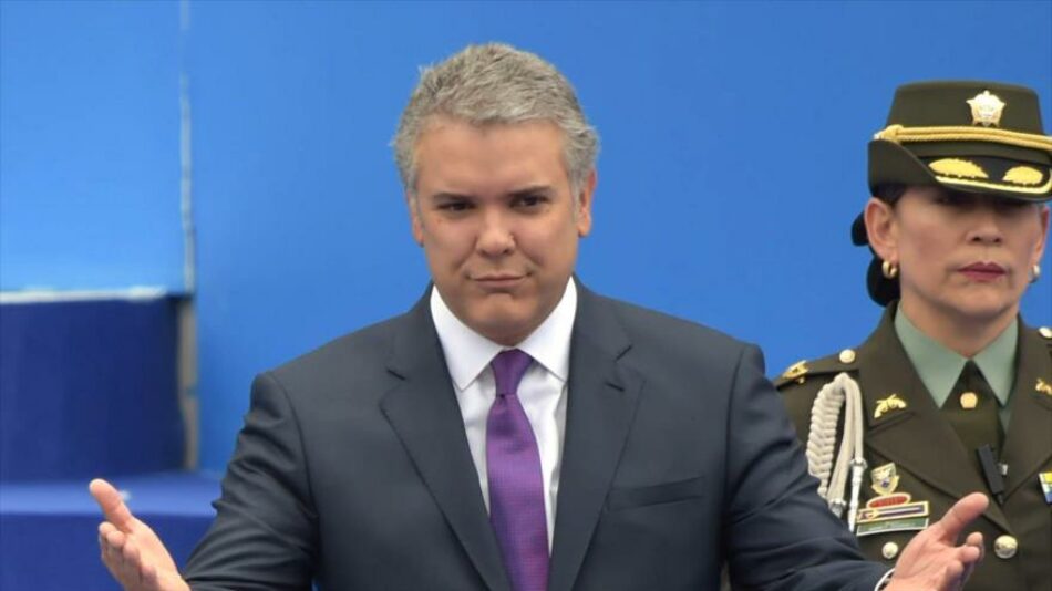 Iván Duque oficializa la salida de Colombia de UNASUR