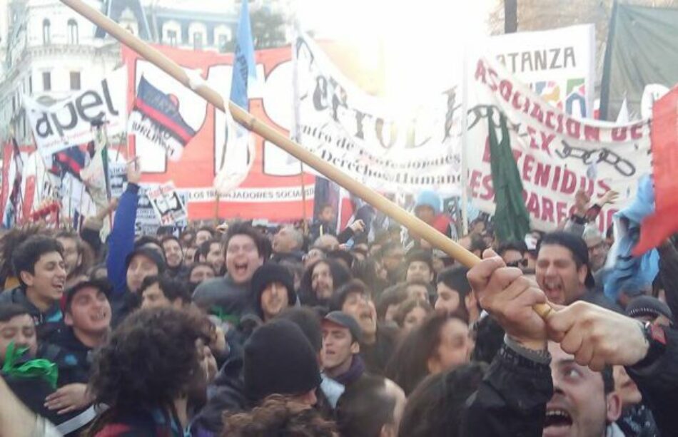 Argentina: Multitud en Plaza de Mayo para recordar a Santiago Maldonado