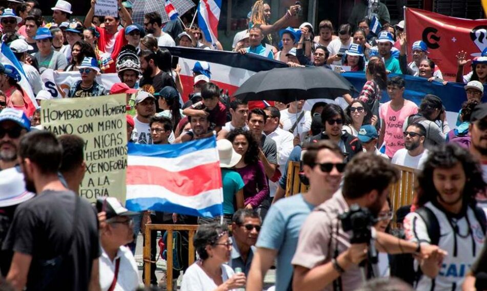 Manifestaciones multitudinarias en Costa Rica en contra de la xenofobia