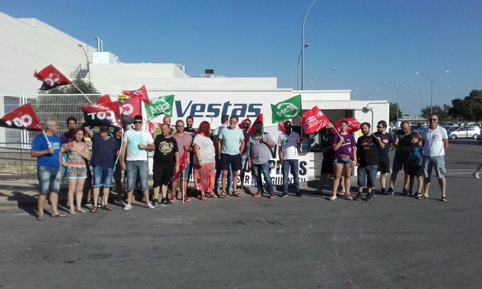 La multinacional Vestas anuncia el “cierre total” de su fábrica en León