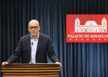 Jorge Rodríguez: La guerra económica en Venezuela llegó a su fin