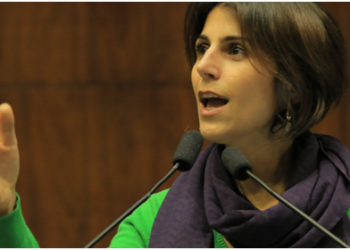 Entrevista a Manuela d’Ávila (PCdoB), posible candidata a vicepresidenta de Brasil: «El capitalismo no necesita más de la democracia»