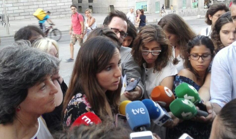 Unidos Podemos y el gobierno abordan la supresión del copago farmacéutico en la primera de sus reuniones bilaterales