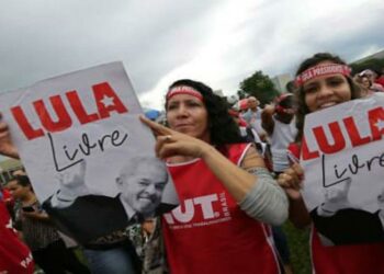 Miles de Sin Tierra inician Marcha Nacional Lula Libre