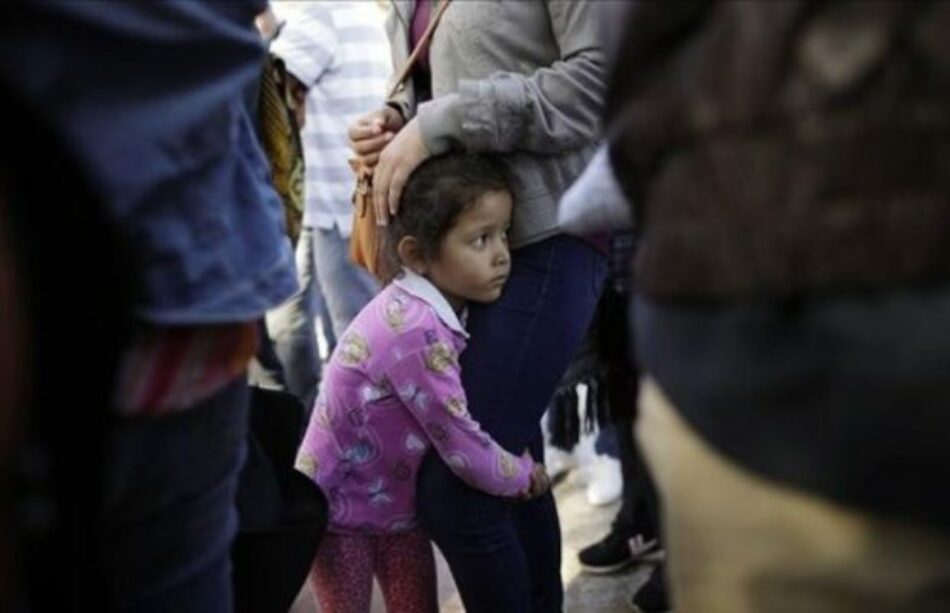 Más de 500 niñ@s inmigrantes permanecen en custodia de EE.UU.