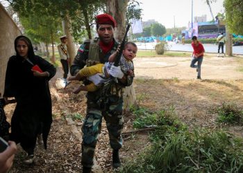 Atentado terrorista en Irán: un ataque durante desfile militar en Ahvaz causa 11 muertos