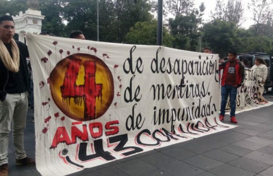 México, a cuatro años de Ayotzinapa. Masiva marcha en CDMX