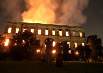 El Ministro de Cultura admite que el incendio del Museo Nacional de Brasil se debió a una negligencia