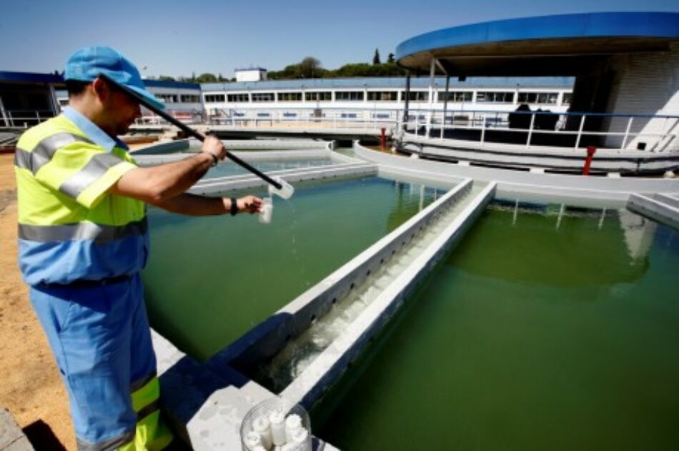 Rojas critica las “explicaciones incongruentes” de Espadas sobre la subida del recibo del agua