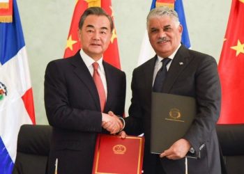El Ministro de Exteriores chino inaugura la embajada de Pekín en la República Dominicana