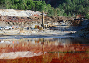 Cianobacterias en las oscuras profundidades de río Tinto