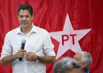 Reclamos de votos para Haddad (PT) se multiplican en Brasil