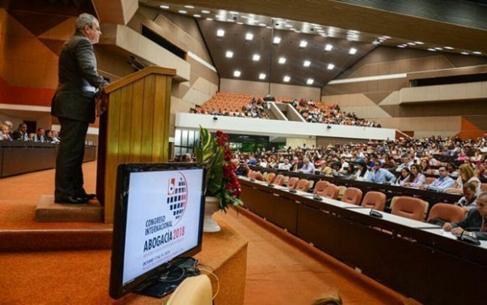 Homero Acosta: “La futura Constitución se construye con el aporte de todo el pueblo cubano”