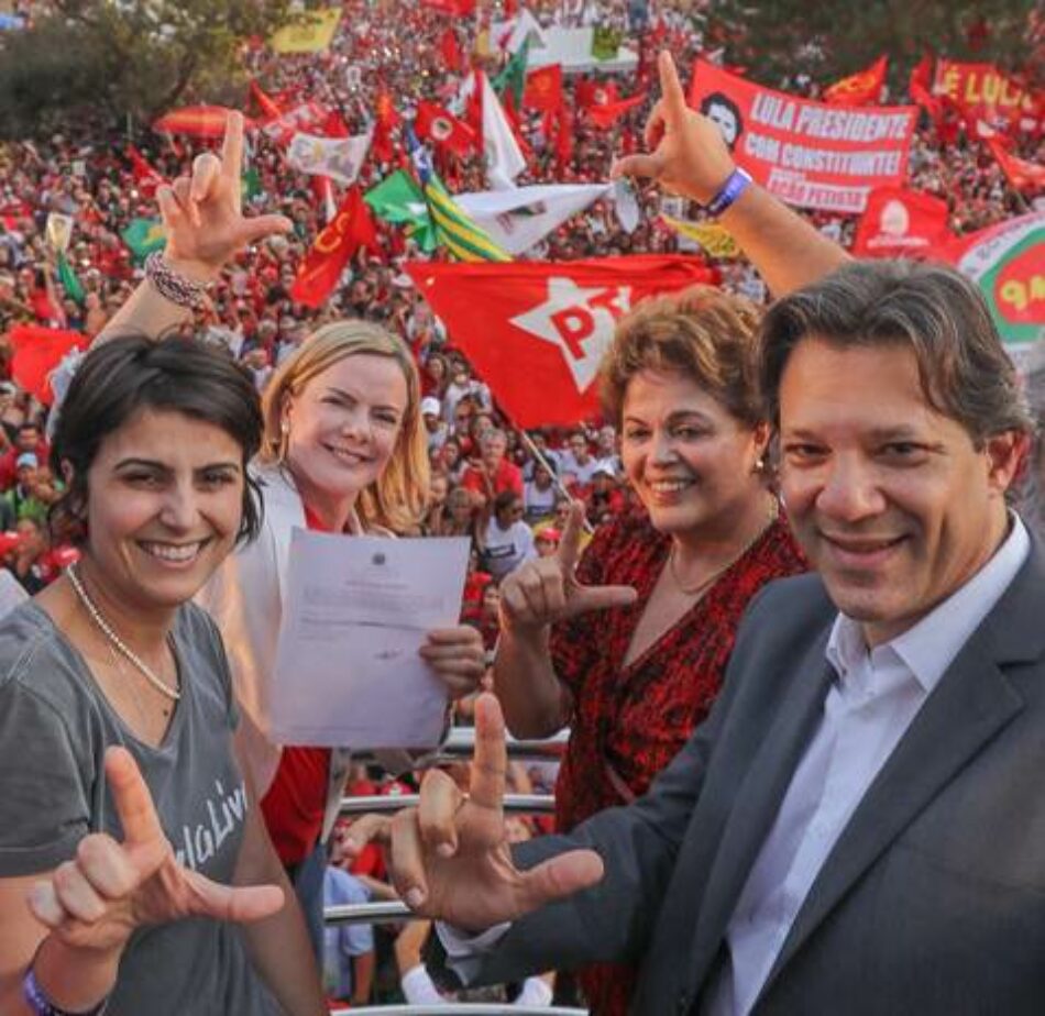 En Brasil, democracia o nazifascismo