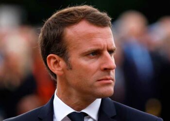 Franceses se movilizan contra política neoliberal del gobierno de Macron