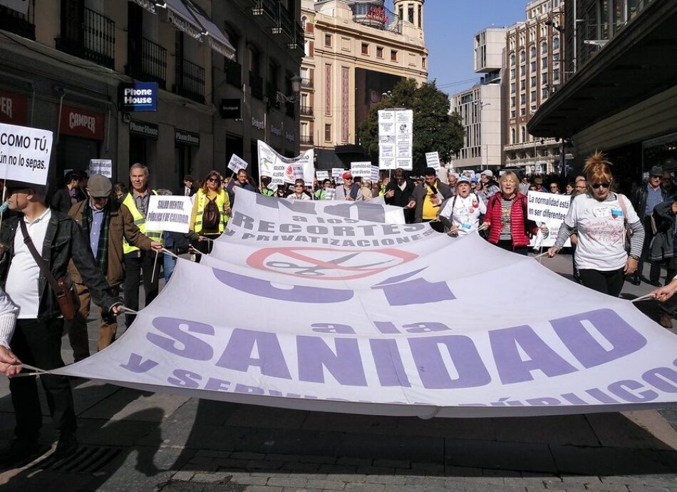 La Marea Blanca se manifiesta en Madrid por la protección de la salud mental