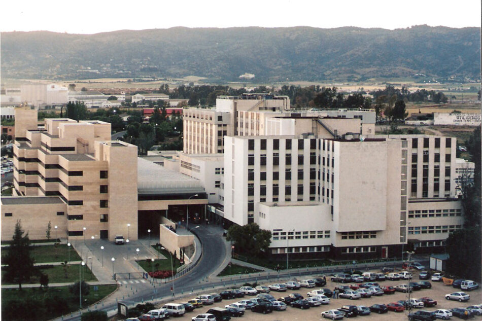 Podemos subscribe la iniciativa ciudadana de gratuidad de los parking de los centros hospitalarios públicos de Andalucía