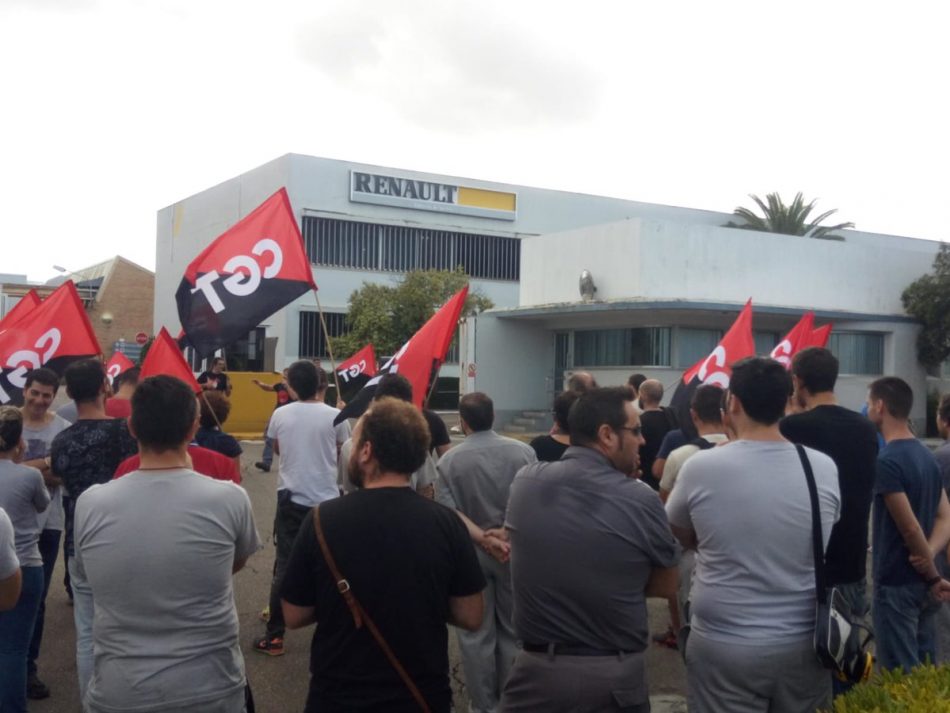 Primer día de huelga en la factoría de Renault en Sevilla