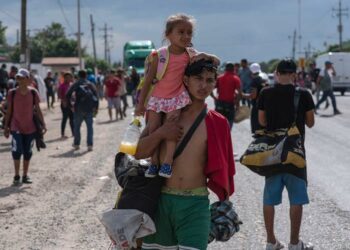 Caravanas de migrantes coinciden en Ciudad de México