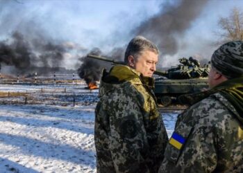 Poroshenko acusa a Rusia de intentar anexarse toda Ucrania