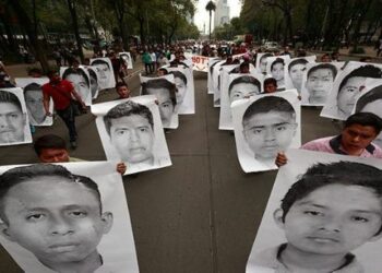 Informe sobre los 43 de Ayotzinapa confirma violaciones a DD.HH.