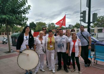 Los trabajadores de limpieza de la CARM exigen recuperar su jornada laboral