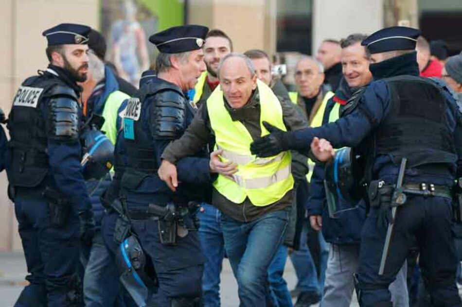 Continúan protestas en Francia y llaman a gran manifestación en París