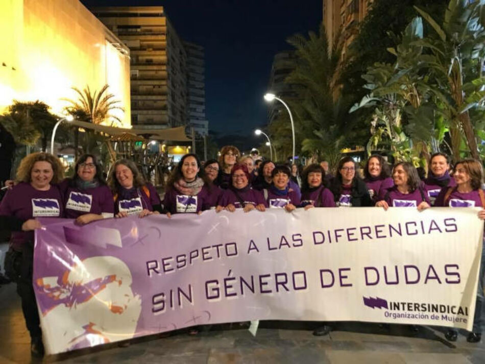 La organización de mujeres de la Intersindical exige al gobierno de Murcia la retirada del anteproyecto de ley de protección integral a la familia
