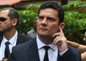 Critican elección de Sergio Moro, el juez que encarceló a Lula da Silva, como ministro de Justicia brasileña
