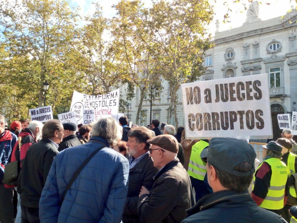 Podemos e IU animan a la movilización frente al Tribunal Supremo tras el escándalo de la sentencia de las hipotecas