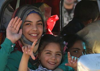 ONU prevé el regreso de 250 000 sirios a su país en 2019