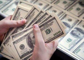 ‘Peor pesadilla de EEUU’: Advierten de una caída de 30 % del dólar