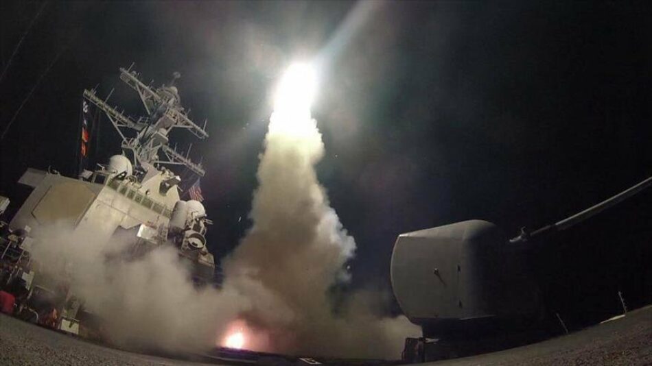 Coalición de EEUU lanza misiles contra blancos del Ejército sirio