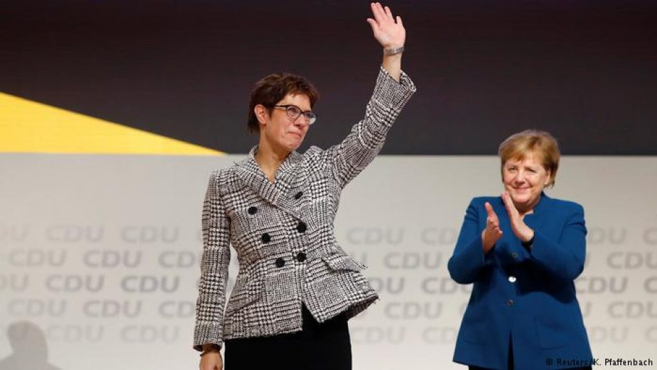 La conservadora Annegret Kramp-Karrenbauer es elegida secretaria general de la CDU alemana