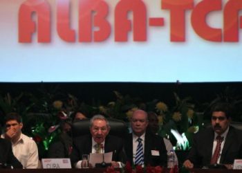 Raúl en la inauguración de la Cumbre del ALBA-TCP: ¡Que nadie ni nada nos descarrile!