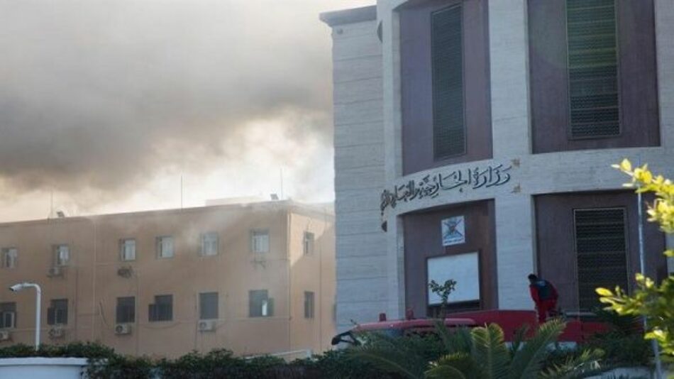 Ataque a Ministerio de Exteriores en Libia deja 3 fallecidos
