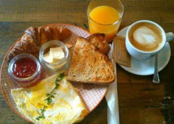 Desayunar mucho y tarde nunca había sido tal placer