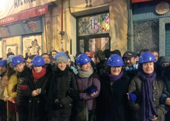 Victoria del movimiento popular contra los desahucios: por cuarta vez paralizada la intentona contra Pepi Santiago en el barrio de Lavapiés de Madrid
