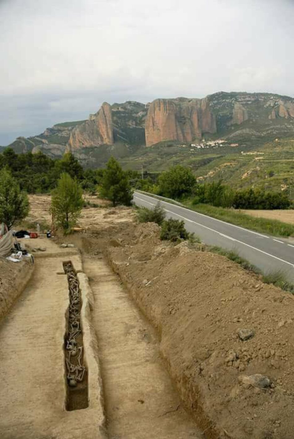 Unidos Podemos impulsa iniciativa para que el Gobierno se coordine con todas las administraciones para evitar daños en las fosas comunes durante los trabajos en las carreteras