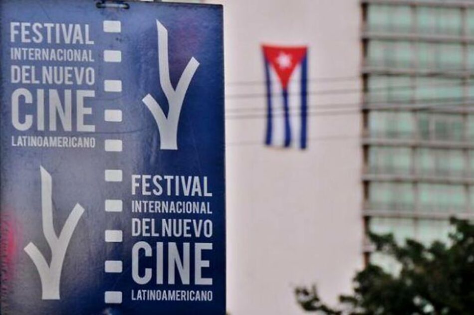Entregan premios del Festival Internacional de Cine Latinoamericano