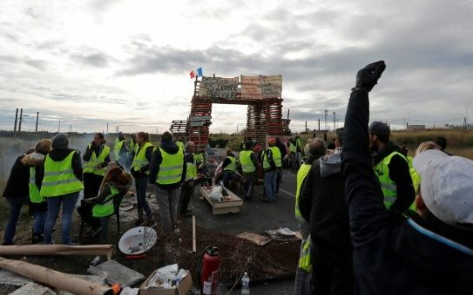 Gobierno de Francia suspende por seis meses alza al gas