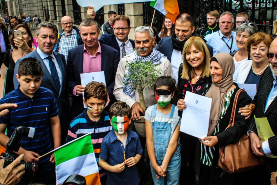 El Senado de Irlanda aprueba una ley que prohíbe el comercio con los asentamientos ilegales de Israel