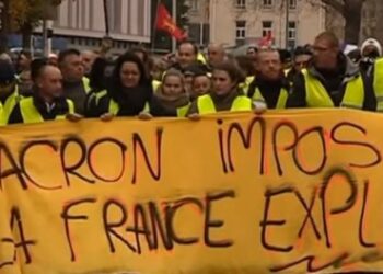 ¡Todos juntos por el paro general para echar a Macron!